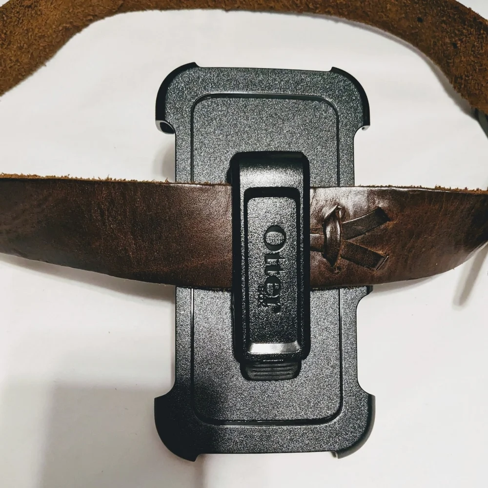 OtterBox Defender Belt Clip Case Holster for a Samsung S6 Phone Black